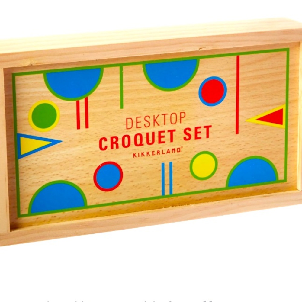 Kikkerland Desktop Croquette Set. New in Box!